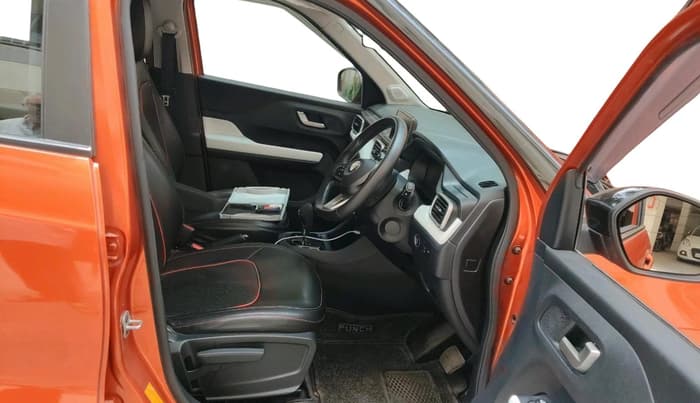 2024 Tata PUNCH CREATIVE AMT 1.2 RTN DUAL TONE, Petrol, Automatic, 22,055 km, interior