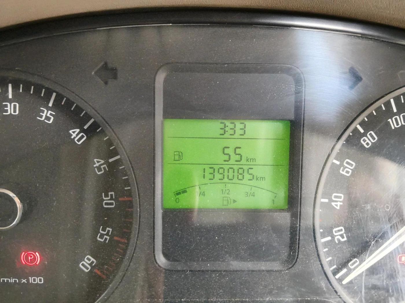 2013 Skoda Rapid ELEGANCE 1.6 TDI CR MT, Diesel, Manual, 1,39,085 km, interior