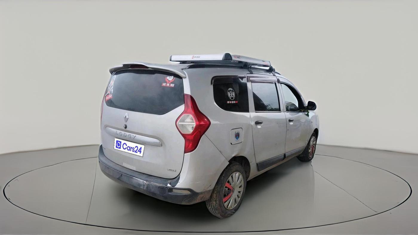 2017 Renault Lodgy 85 PS RXE 8 STR, Diesel, Manual, 1,92,205 km, exterior