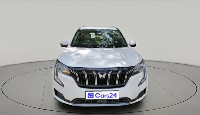 2022 Mahindra XUV700 AX 7 LUXURY D AT 7 STR, Diesel, Automatic, 1,06,124 km, exterior