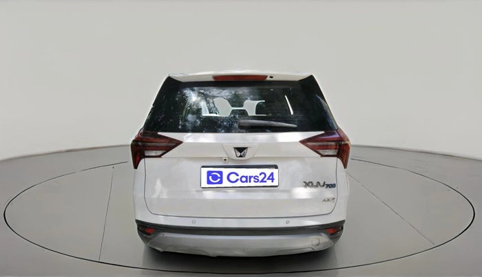 2022 Mahindra XUV700 AX 7 LUXURY D AT 7 STR, Diesel, Automatic, 1,06,124 km, exterior