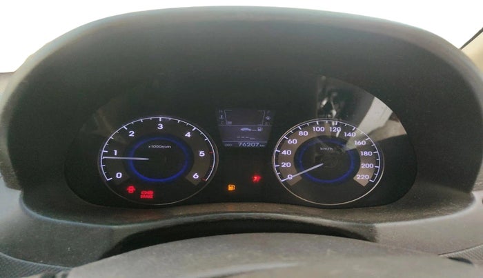 2013 Hyundai Verna FLUIDIC 1.6 CRDI SX, Diesel, Manual, 76,207 km, interior