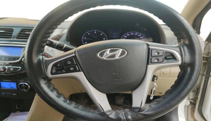 2013 Hyundai Verna FLUIDIC 1.6 CRDI SX, Diesel, Manual, 76,207 km, interior
