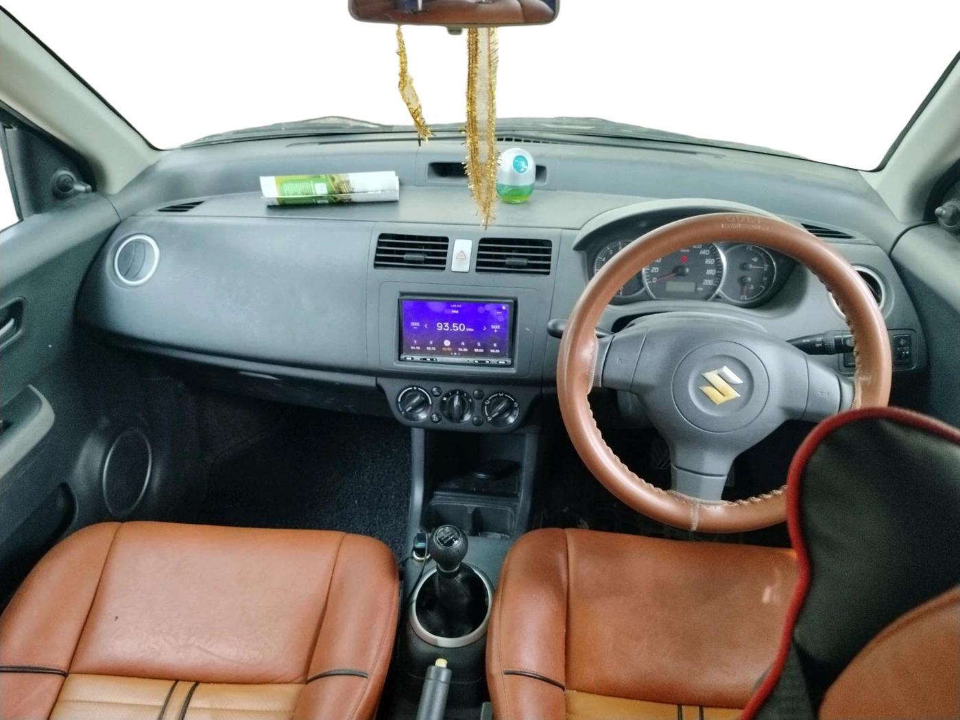 2011 Maruti Swift Dzire VXI, Petrol, Manual, 1,44,781 km, interior
