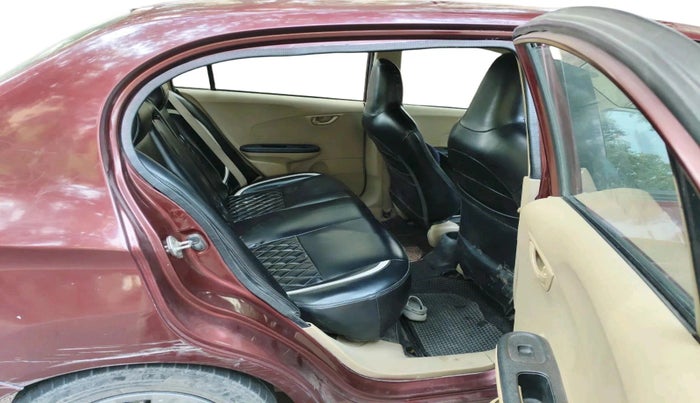 2014 Honda Amaze 1.2L I-VTEC S, CNG, Manual, 2,15,531 km, interior