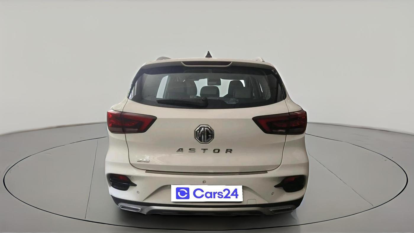 2024 MG ASTOR Select 1.5 CVT (Ivory), Petrol, Automatic, 4,939 km, exterior