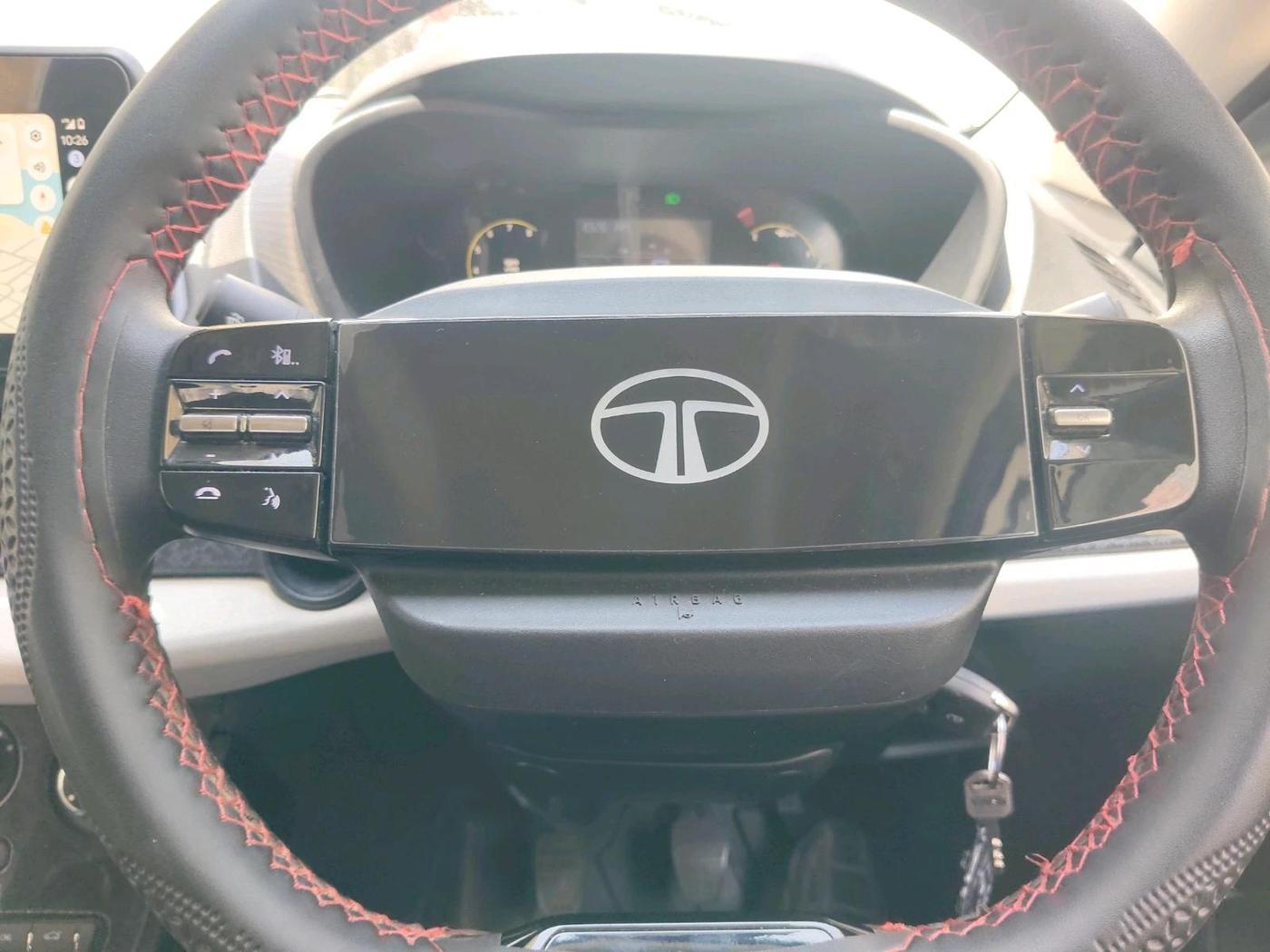 2025 Tata NEXON Pure Plus 1.2 iCNG 6MT, CNG, Manual, 19,142 km, interior