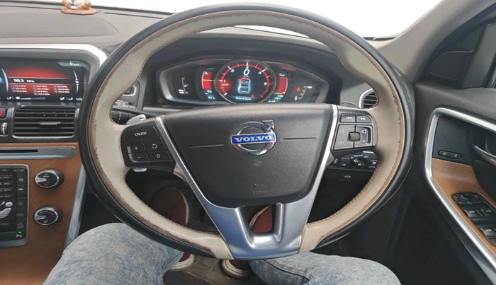 2014 Volvo XC 60 D5 SUMMUM, Diesel, Automatic, 89,542 km, interior