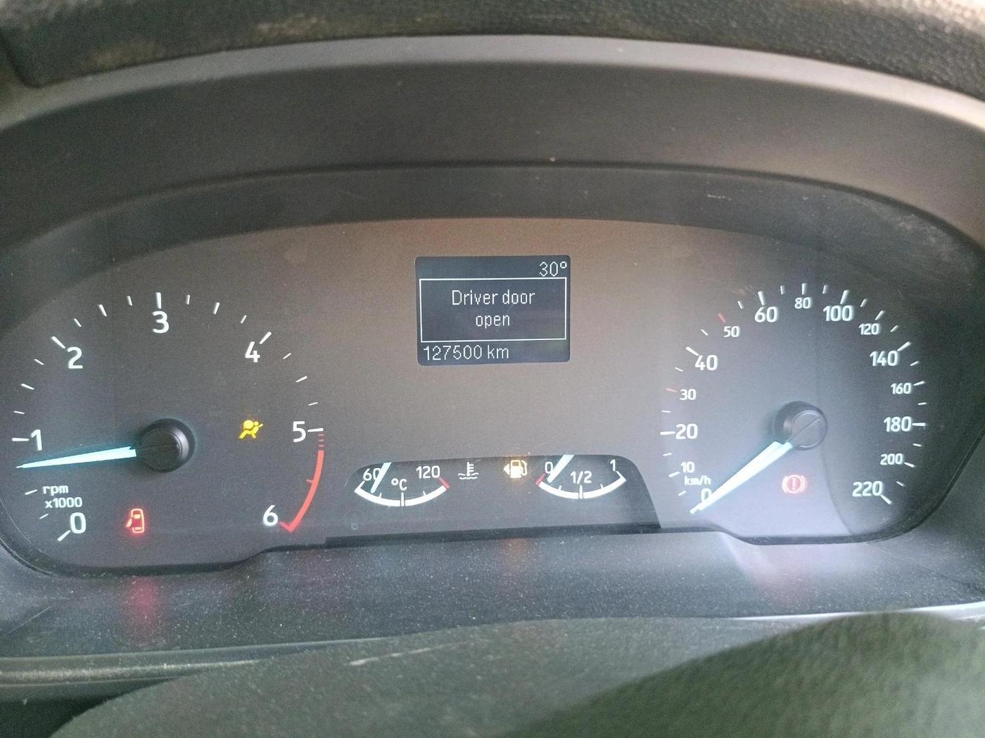 2018 Ford Ecosport TREND+ 1.5L DIESEL, Diesel, Manual, 1,27,500 km, interior