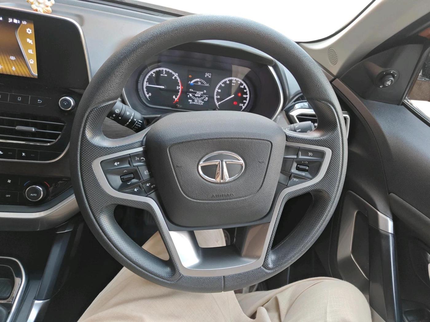 2019 Tata Harrier XT 2.0L KRYOTEC, Diesel, Manual, 55,155 km, interior