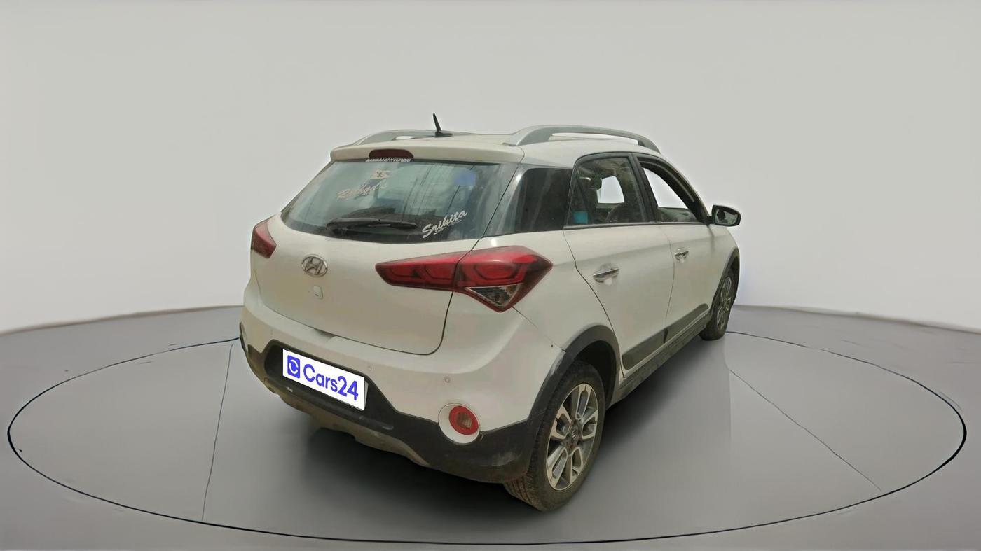 2016 Hyundai i20 Active 1.2 SX, Petrol, Manual, 1,07,684 km, exterior