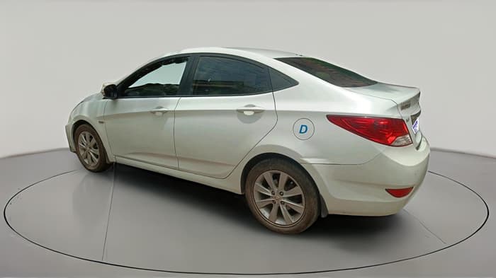 2013 Hyundai Verna FLUIDIC 1.6 CRDI SX, Diesel, Manual, 1,39,818 km, exterior