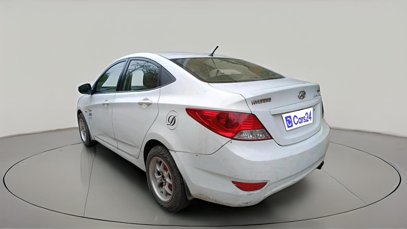 2012 Hyundai Verna FLUIDIC 1.4 CRDI, Diesel, Manual, 2,00,063 km, exterior