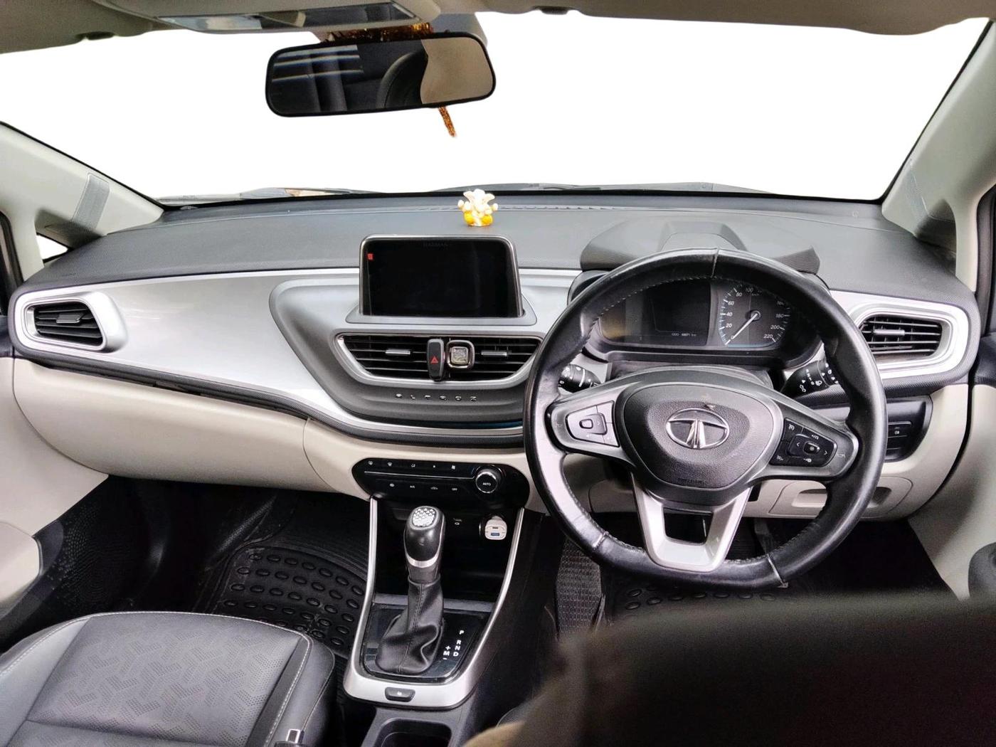 2022 Tata ALTROZ XZA PLUS, Petrol, Automatic, 68,871 km, interior