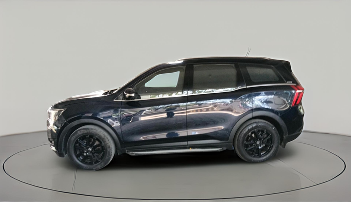 2022 Mahindra XUV700 AX 7 LUXURY D AT 7 STR, Diesel, Automatic, 1,34,070 km, exterior