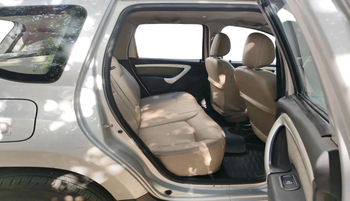 2014 Renault Duster 85 PS RXL DIESEL, Diesel, Manual, 1,17,069 km, interior
