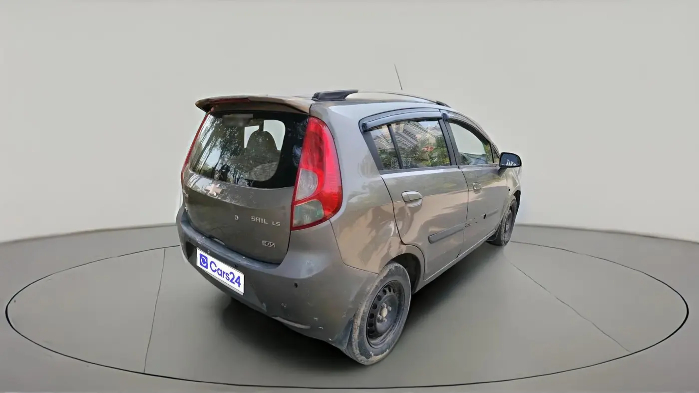 2015 Chevrolet Sail UVA 1.3 LS, Diesel, Manual, 1,84,394 km, exterior