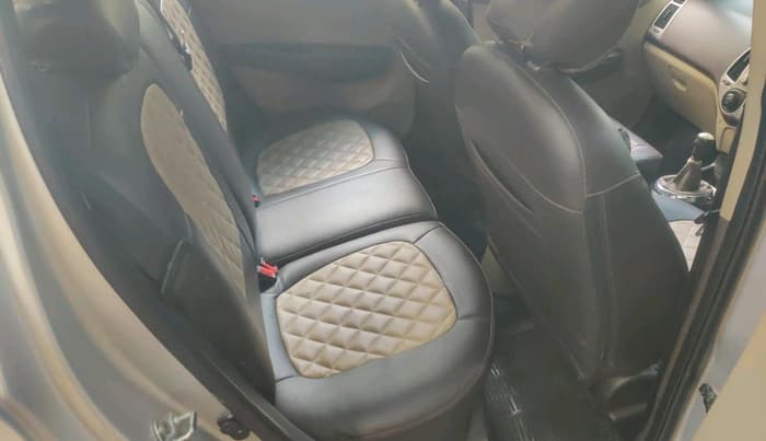 2011 Hyundai i20 SPORTZ 1.2, Petrol, Manual, 1,13,759 km, interior