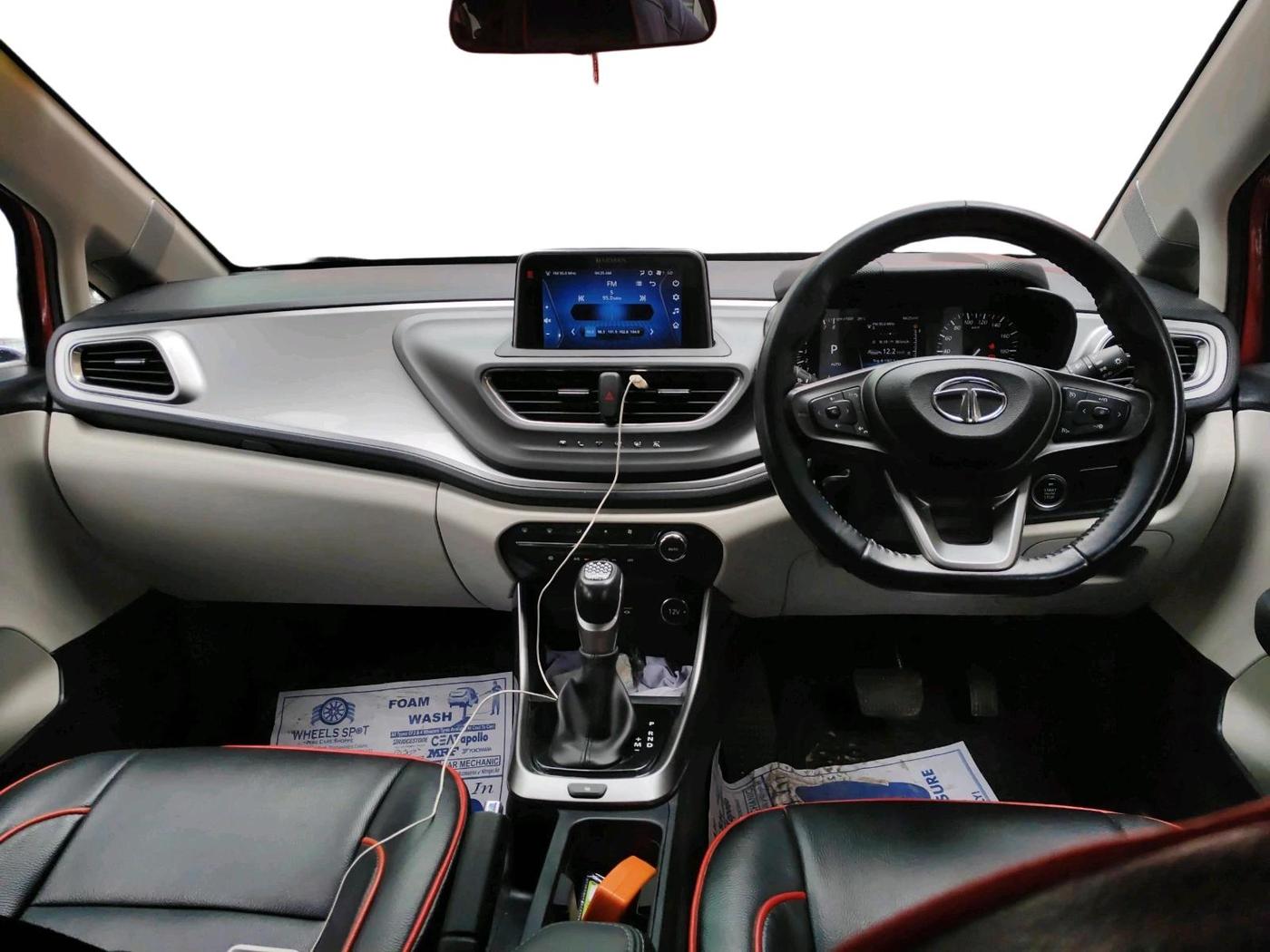 2022 Tata ALTROZ XZ PLUS PETROL, Petrol, Manual, 14,902 km, interior