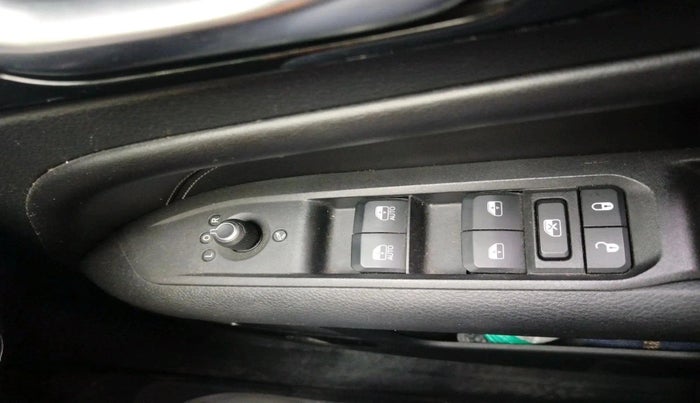 2021 Jeep Compass MODEL S (O) DIESEL 4X4 AT, Diesel, Automatic, 53,900 km, interior