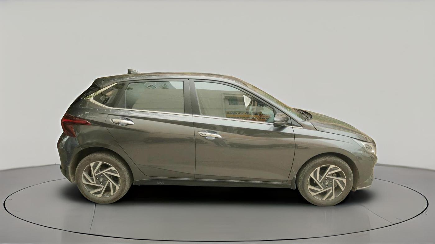 2025 Hyundai NEW I20 ASTA 1.2 MT, Petrol, Manual, 8,126 km, exterior