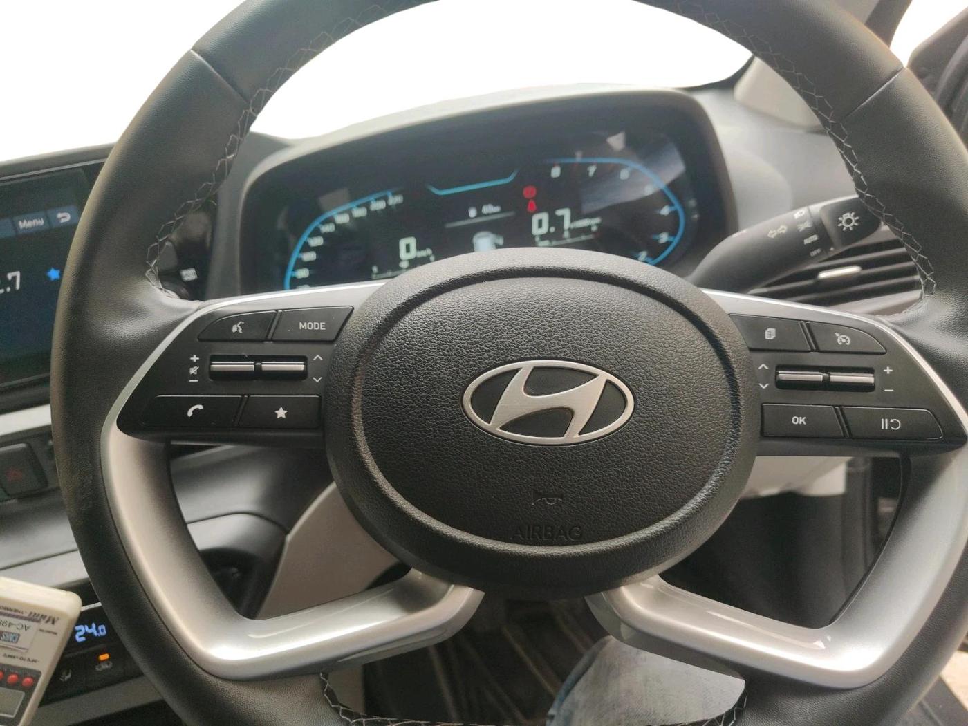 2025 Hyundai NEW I20 ASTA 1.2 MT, Petrol, Manual, 8,126 km, interior