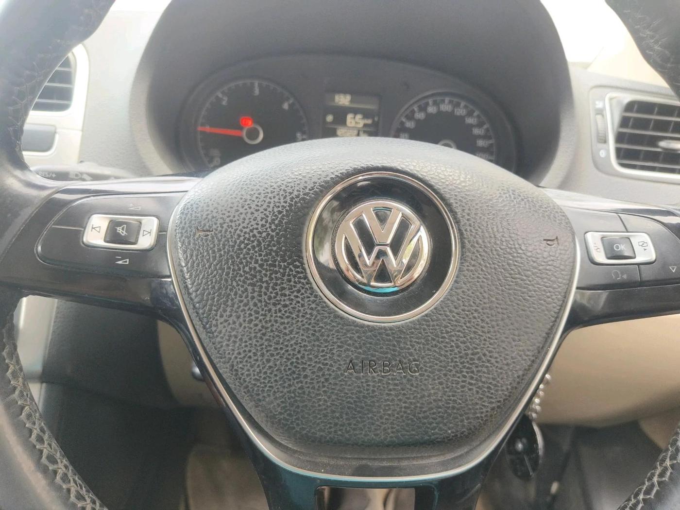 2016 Volkswagen Ameo HIGHLINE1.5L, Diesel, Manual, 1,20,465 km, interior