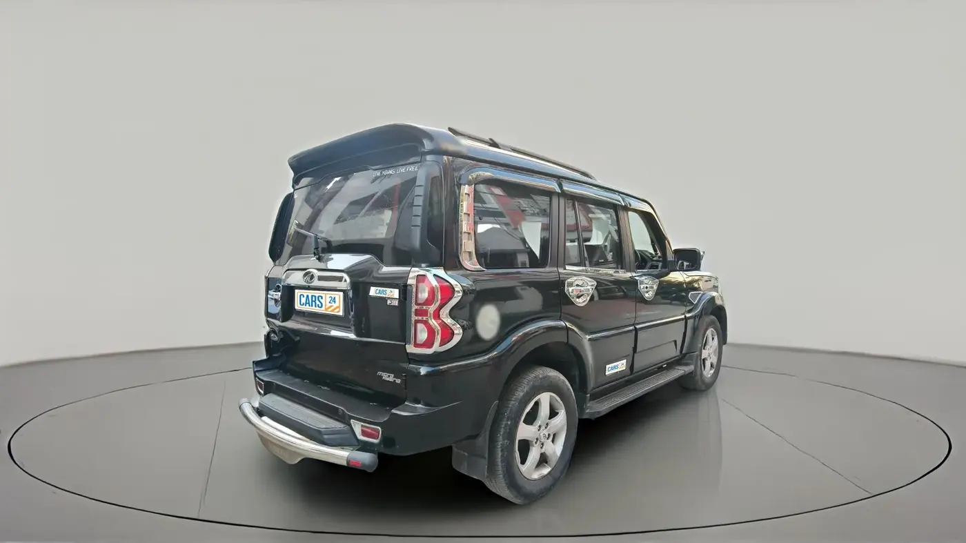 2021 Mahindra Scorpio S11 2WD, Diesel, Manual, 71,235 km, exterior
