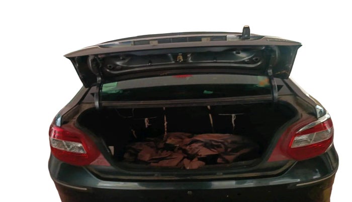 2015 Tata Zest XT PETROL, Petrol, Manual, 1,63,063 km, exterior