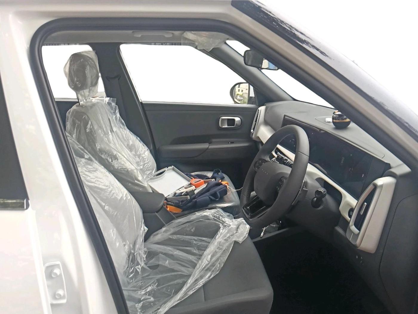 2026 Hyundai VENUE HX 6 1.0 Turbo DCT Petrol, Petrol, Automatic, 2,107 km, interior