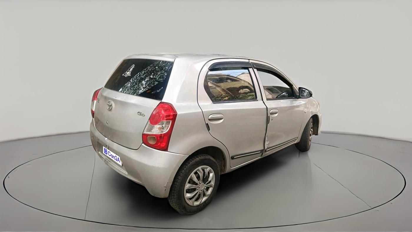 2015 Toyota Etios Liva GD, Diesel, Manual, 1,26,005 km, exterior