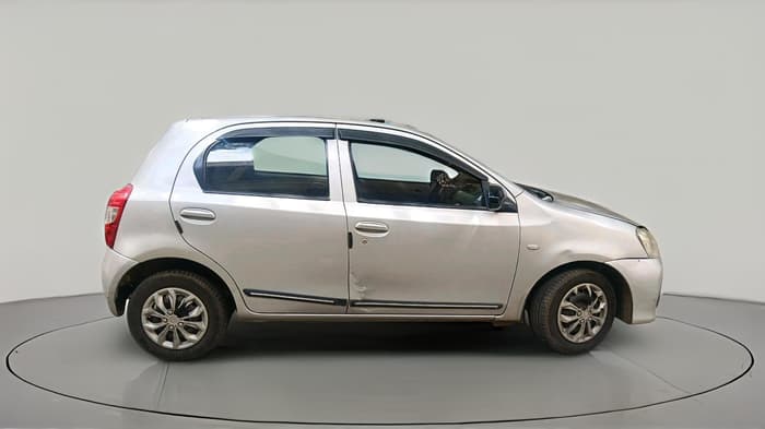 2015 Toyota Etios Liva GD, Diesel, Manual, 1,26,005 km, exterior