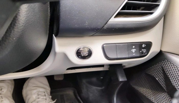 2020 KIA SELTOS HTX 1.5 PETROL, Petrol, Manual, 65,370 km, interior