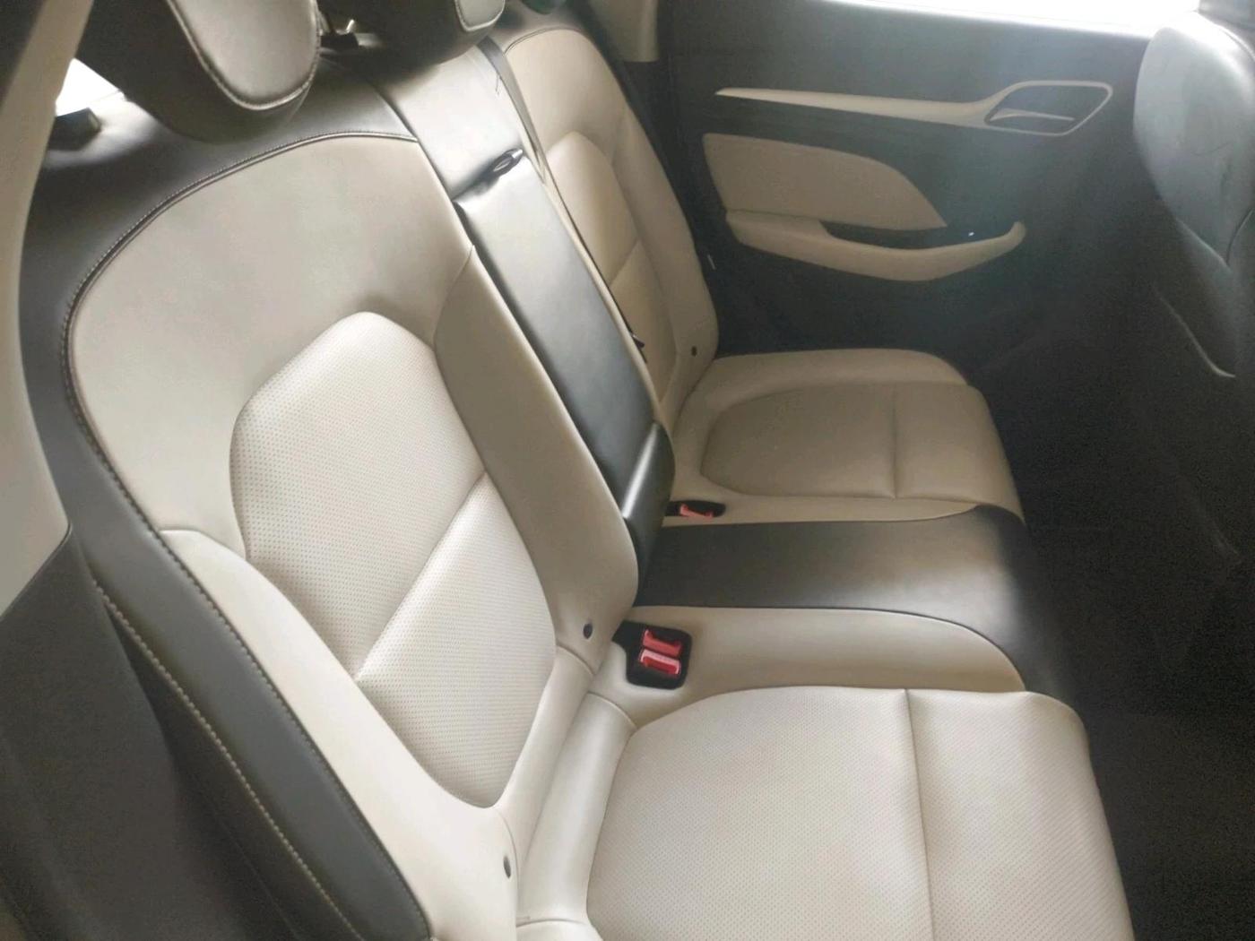 2023 MG ASTOR SHARP 1.5 MT, Petrol, Manual, 43,502 km, interior