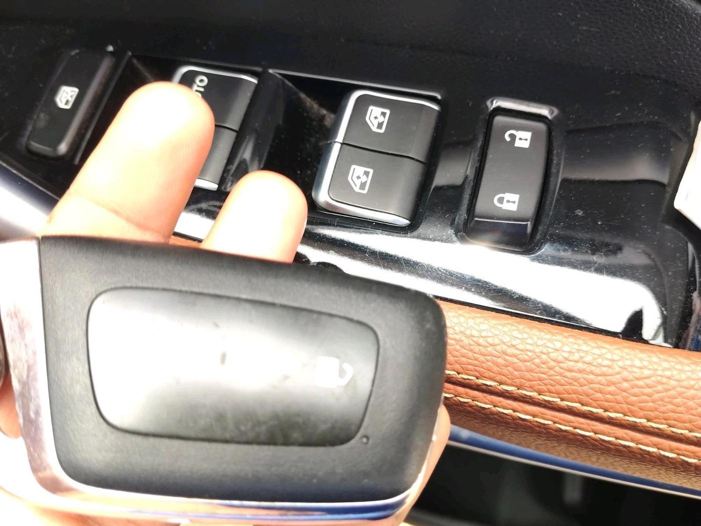 2022 MG HECTOR PLUS SHARP 1.5 PETROL TURBO CVT 6-STR, Petrol, Automatic, 23,611 km, interior