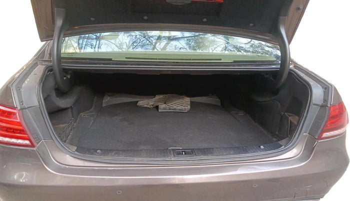 2013 Mercedes Benz E Class E 250 CDI AVANTGARDE, Diesel, Automatic, 1,05,500 km, exterior