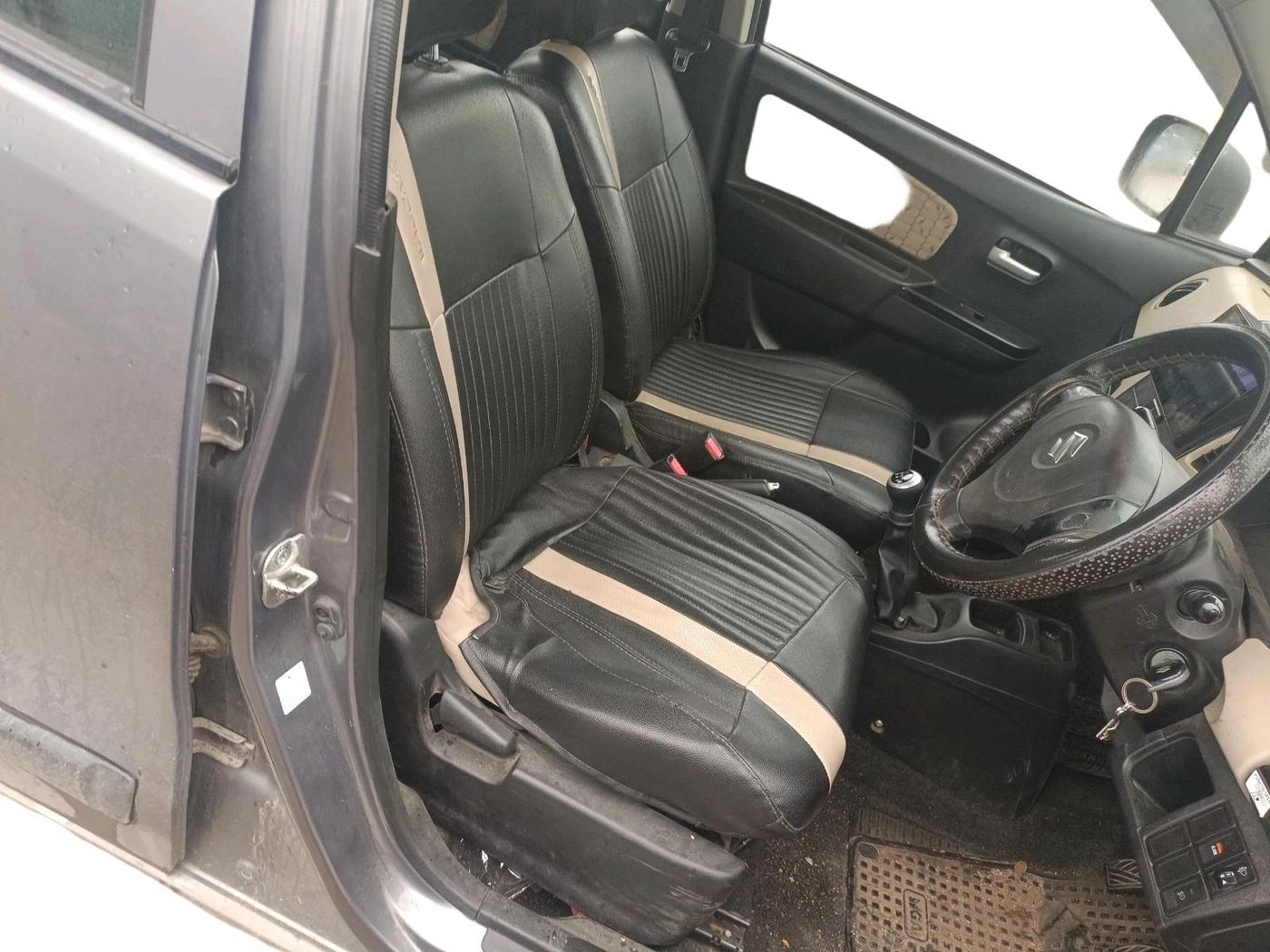 2017 Maruti Wagon R 1.0 VXI, Petrol, Manual, 94,553 km, interior
