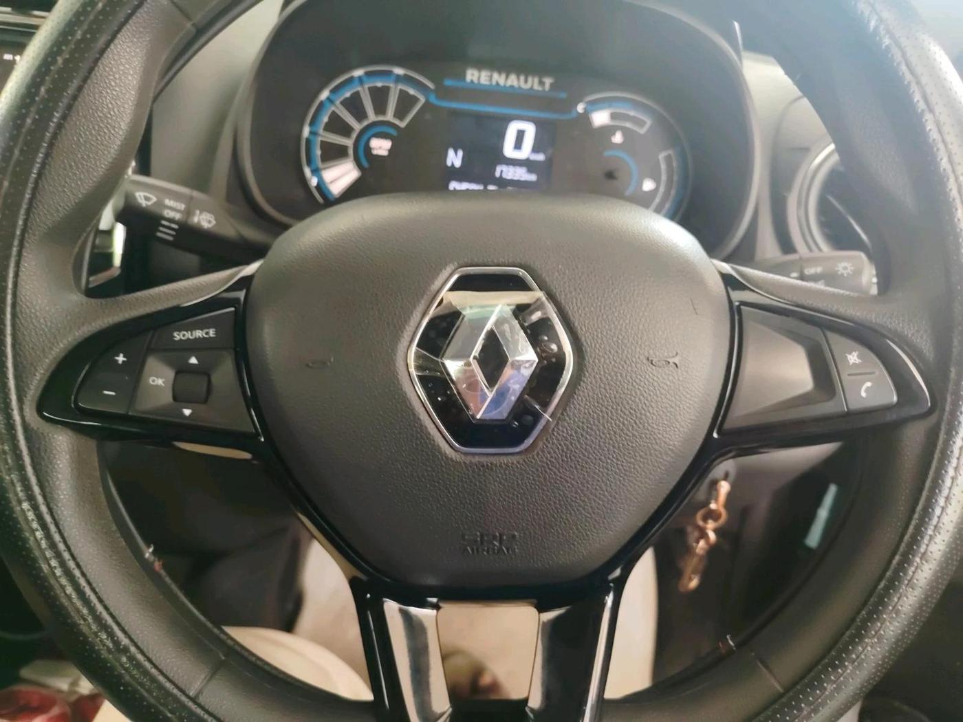 2024 Renault Kwid RXT 1.0 AMT, Petrol, Automatic, 17,650 km, interior