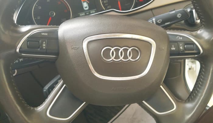 2014 Audi A4 2.0 TDI Multitronic, Diesel, Automatic, 62,443 km, interior