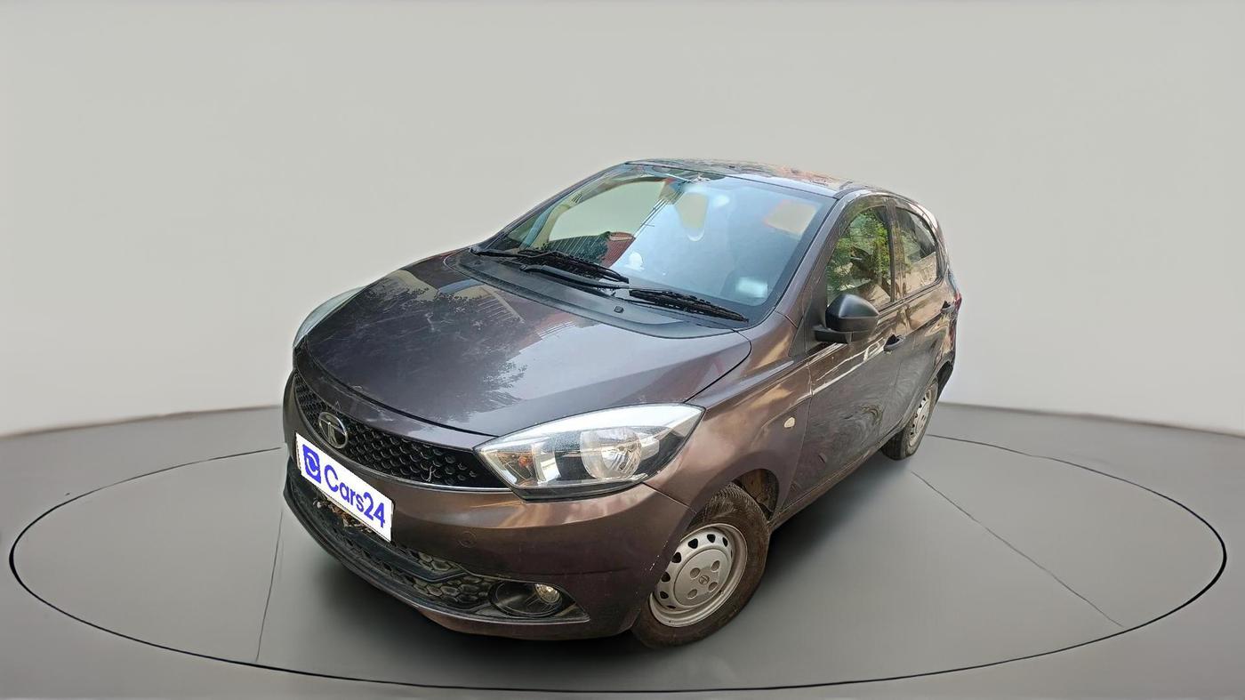 2017 Tata Tiago XM PETROL, Petrol, Manual, 1,04,333 km, exterior