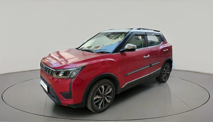 2019 Mahindra XUV300 W8 (O) 1.5 DIESEL, Diesel, Manual, 71,726 km, exterior