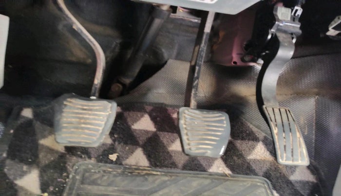 2019 Mahindra XUV300 W8 (O) 1.5 DIESEL, Diesel, Manual, 71,726 km, interior