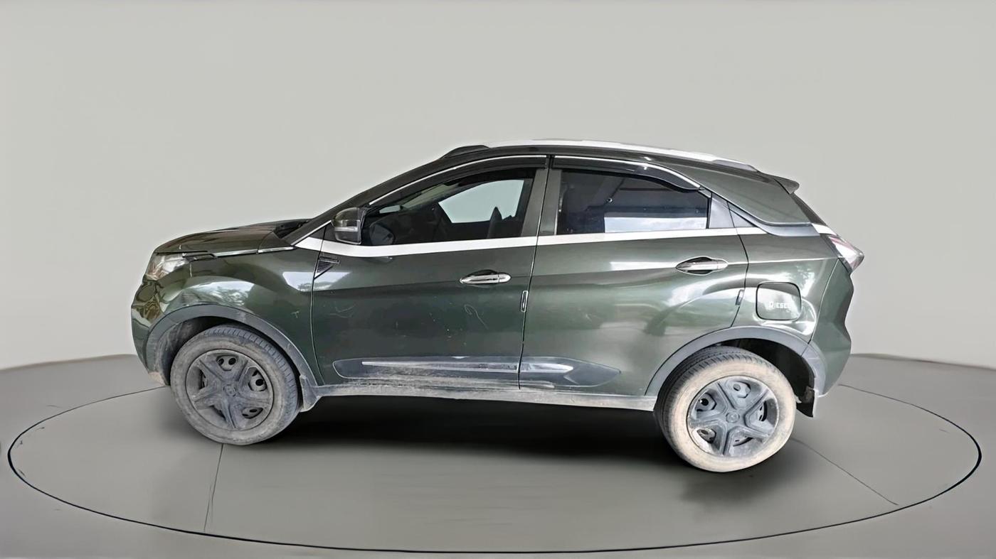 2020 Tata NEXON XM DIESEL, Diesel, Manual, 1,43,928 km, exterior