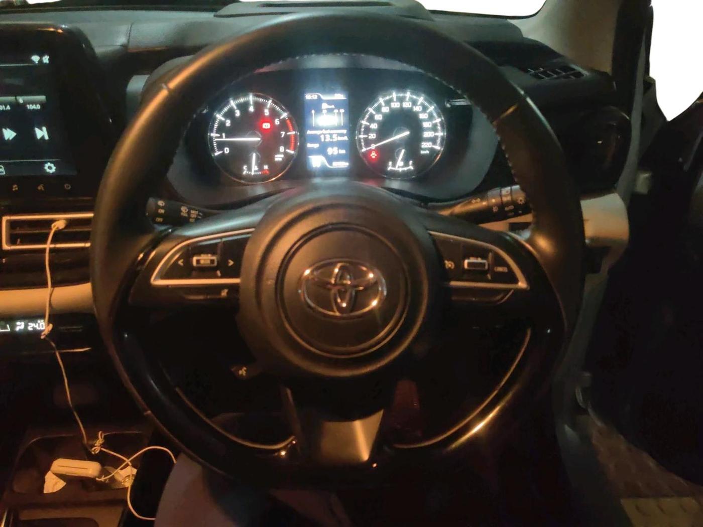 2023 Toyota Glanza V AMT, Petrol, Automatic, 30,182 km, interior