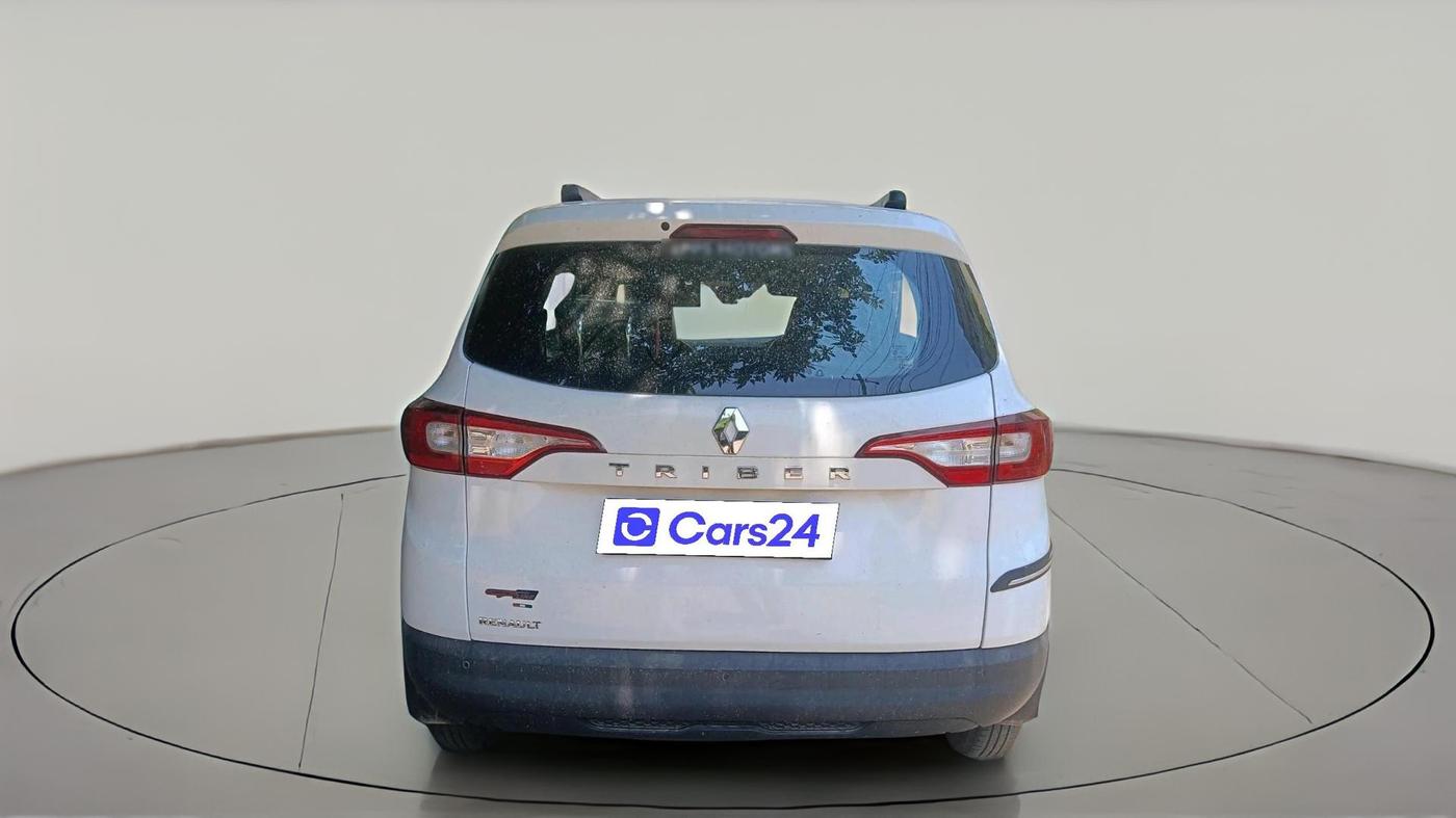 2022 Renault TRIBER RXL MT, Petrol, Manual, 55,432 km, exterior