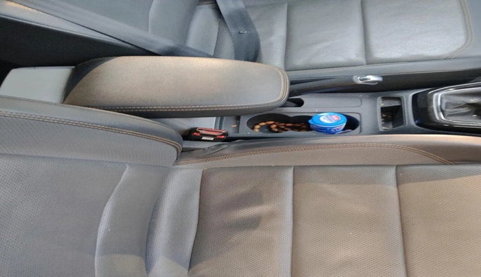 2022 Skoda KUSHAQ STYLE 1.0L TSI AT, Petrol, Automatic, 31,047 km, interior