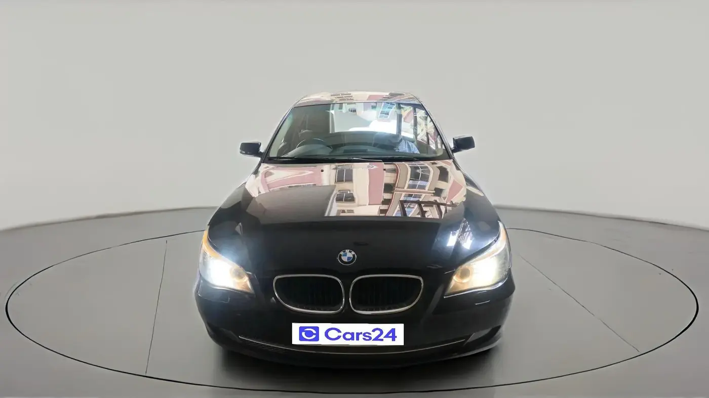 2010 BMW 5 Series 520D 2.0, Diesel, Automatic, 1,05,737 km, exterior
