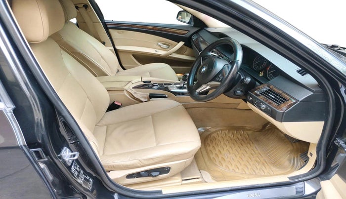 2010 BMW 5 Series 520D 2.0, Diesel, Automatic, 1,05,737 km, interior