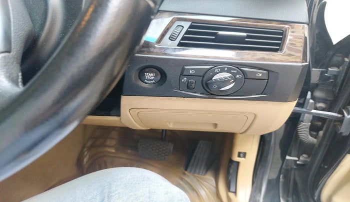 2010 BMW 5 Series 520D 2.0, Diesel, Automatic, 1,05,737 km, interior