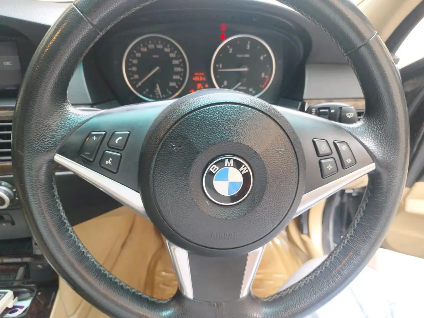 2010 BMW 5 Series 520D 2.0, Diesel, Automatic, 1,05,737 km, interior